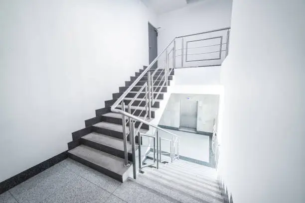 Treppenhausreinigung in Würzburg